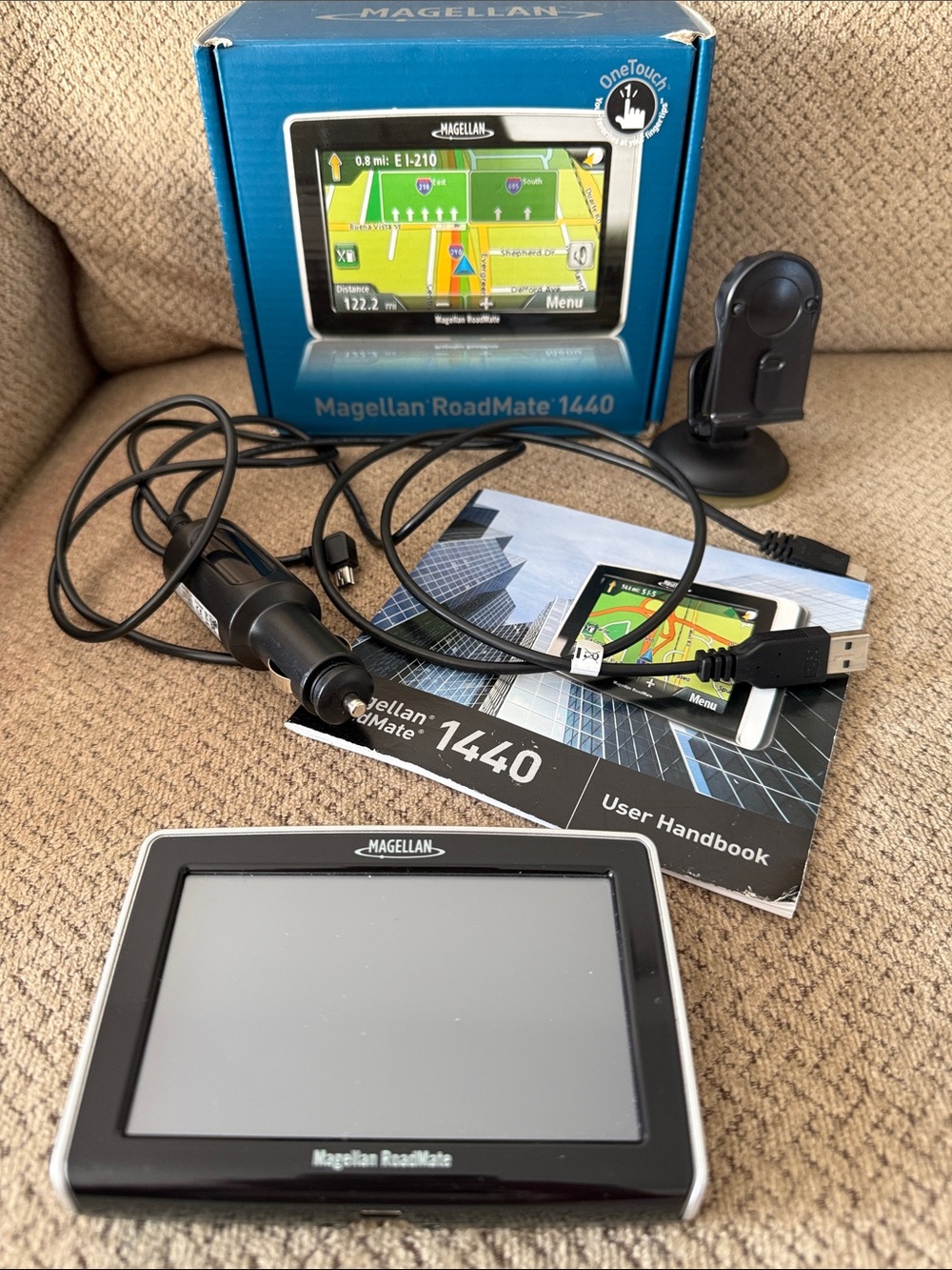 Magellan Outdoors RoadMate 1440 Black GPS Navigator with Box and Accessories